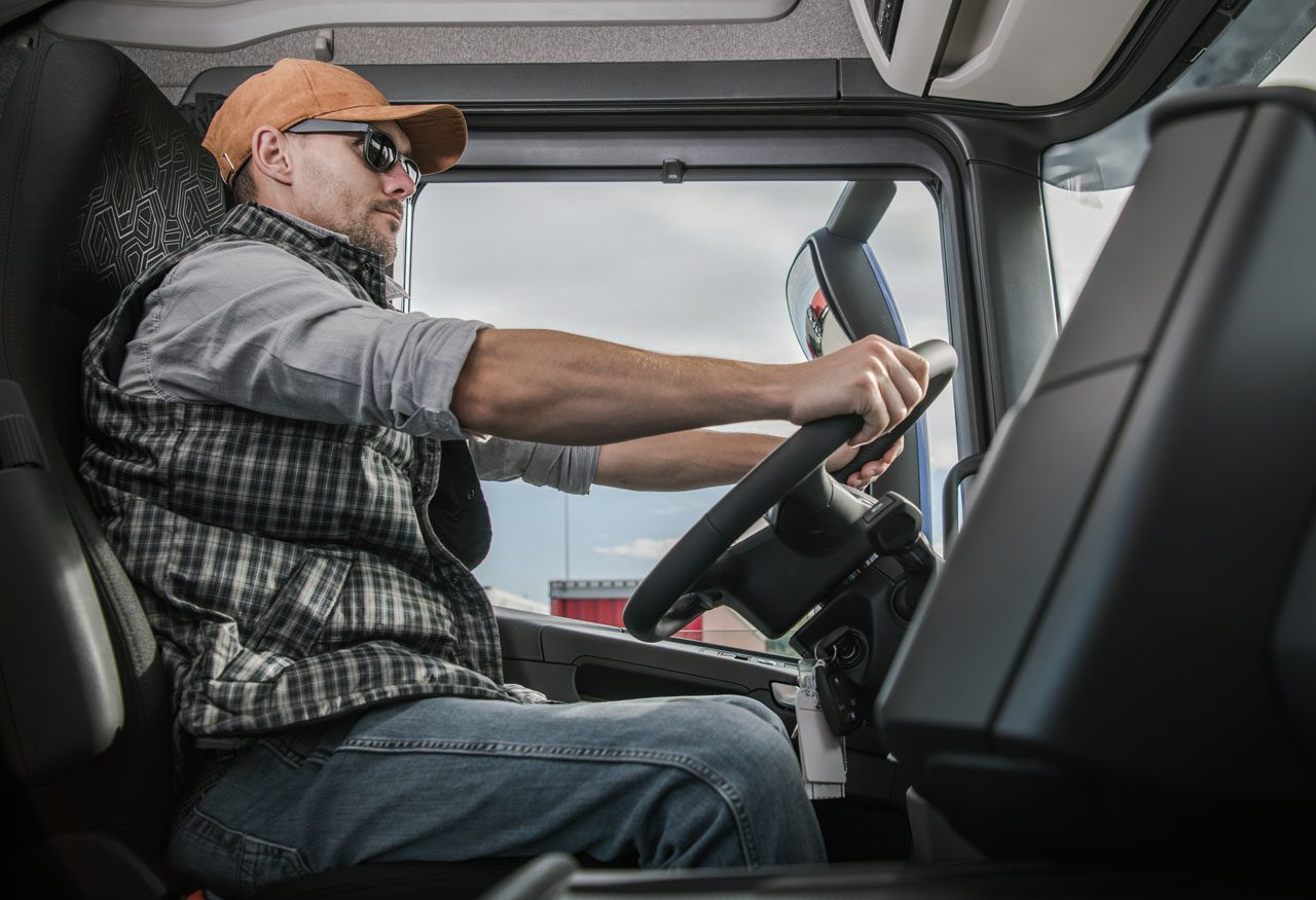 Spinal Conditions That Affect Long-Haul Truck Drivers